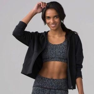 ⭐️⭐️⭐️⭐️⭐️  Meet your TOP RATED posher